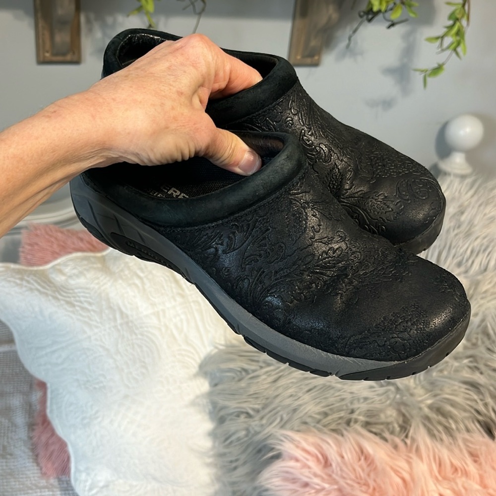 Merrell Performance Shoe Black Leather Slides Sel… - image 3